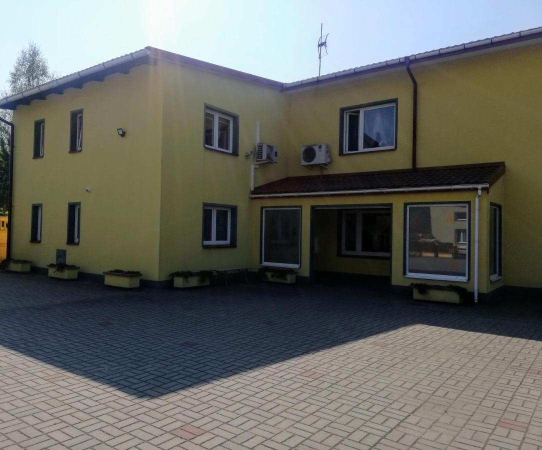 Noclegi I Restauracja Gracja Bełchatów المظهر الخارجي الصورة