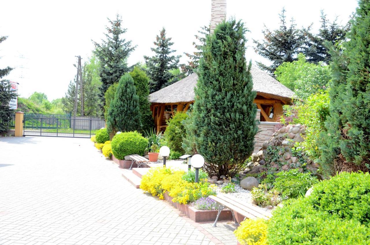 Noclegi I Restauracja Gracja Bełchatów المظهر الخارجي الصورة